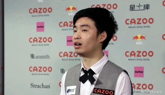 的草皮不仅 的草皮不仅