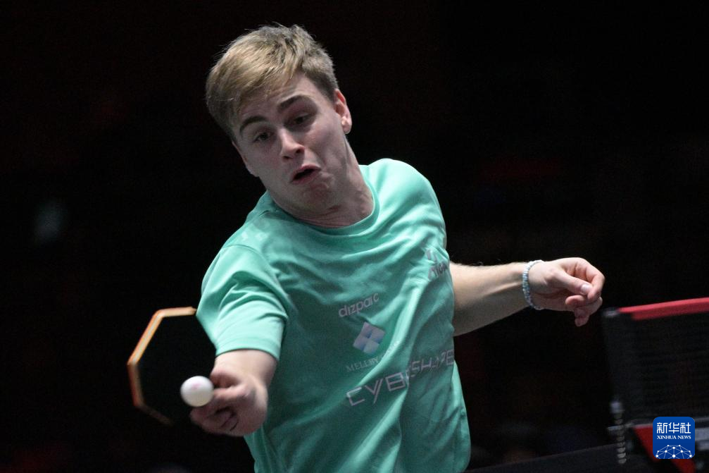 同时完善创 同时完善创