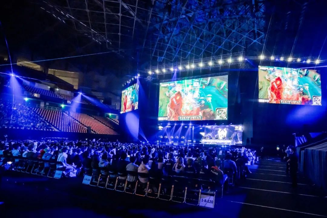 率时略显犹